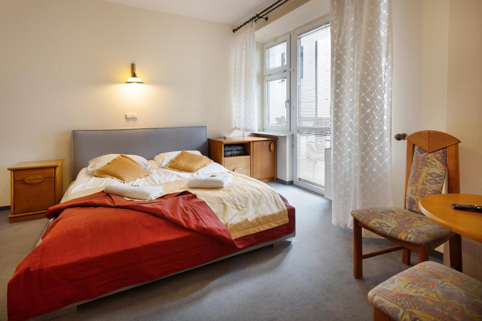 Hotel FAMILIJNY Ośrodek Wypoczynkowo - Rehabilitacyjny Krynica Zdrój Exterior foto